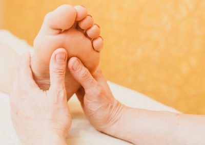 Kinų taškinis pėdų masažas
